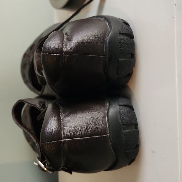 Laura Ashley Mary jane style shoes - Picture 4 of 5